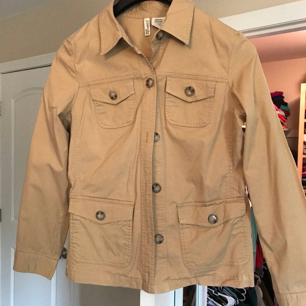 Thin khaki casual jacket